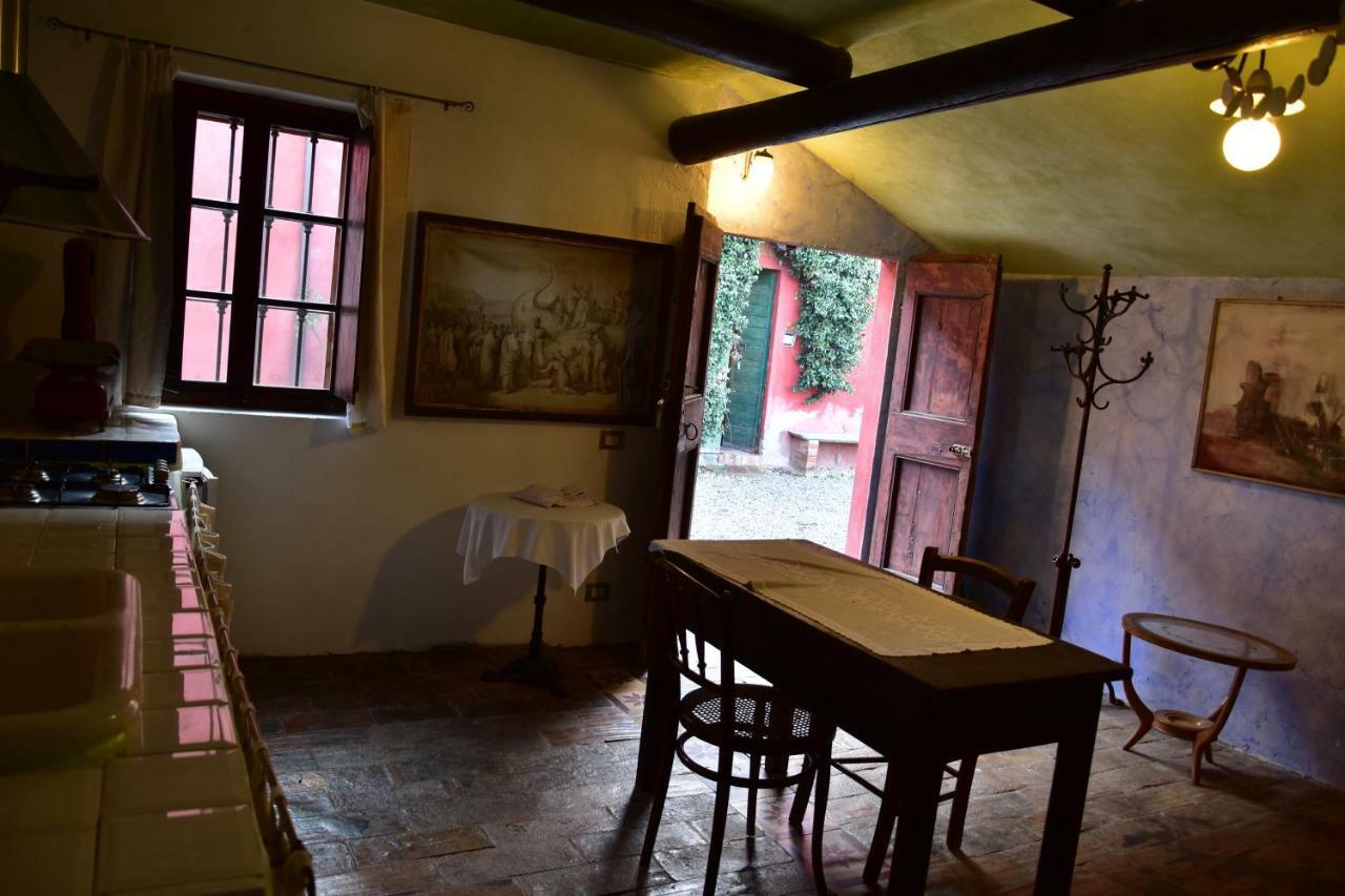 Casarossa Villa Rivergaro Bilik gambar
